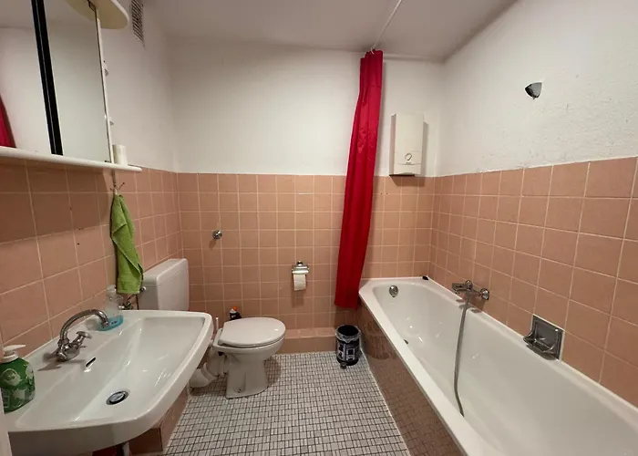 Solinger Mit Balkon 아파트